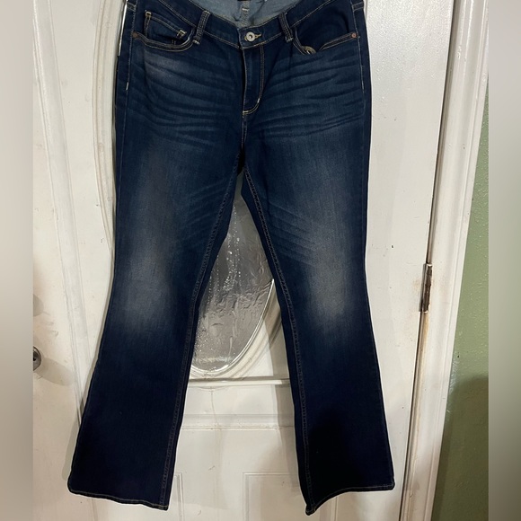 Size 11 Dark Wash Bootcut Arizona Jeans! - Picture 3 of 6